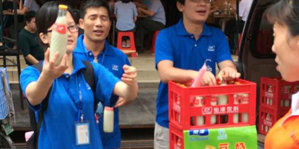 mksports豆奶集体“送奶”行动